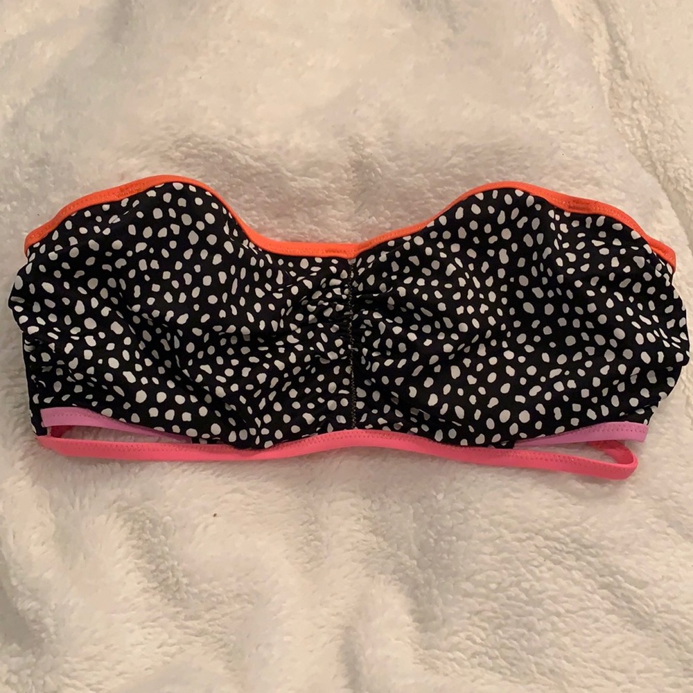 Victoria’s Secret bandeau bikini top